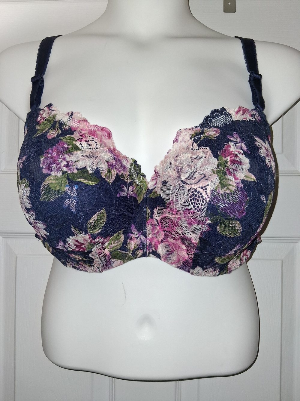 Torrid Navy Floral Lace Padded Underwire Bra with Pink Accents 46C Set Of 2 NWT